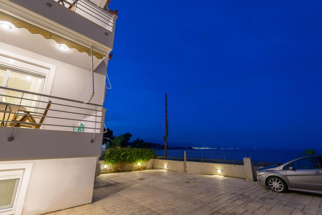 Lemoni Luxury Residence In Front Of The Sea Kechries Exterior photo
